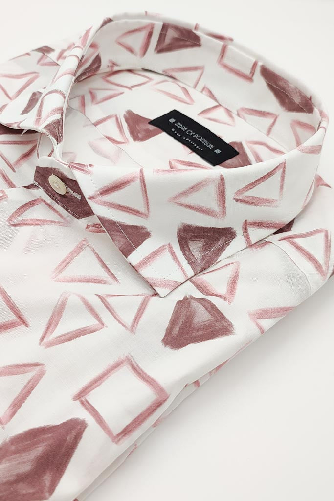 Camisa Com Print Triangulos