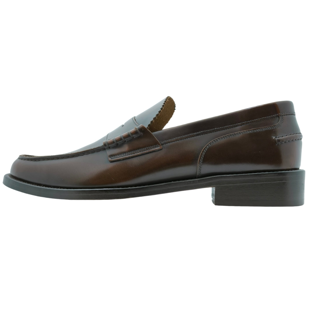 Sapatos Mocassim Castanhos
